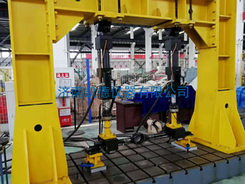 Electro-hydraulic servo axle housing bending test system